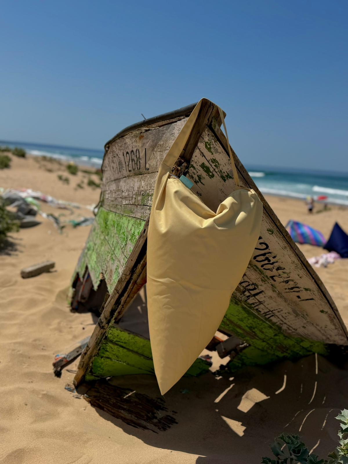 Almofada de Praia Riva — Sandy Yellow